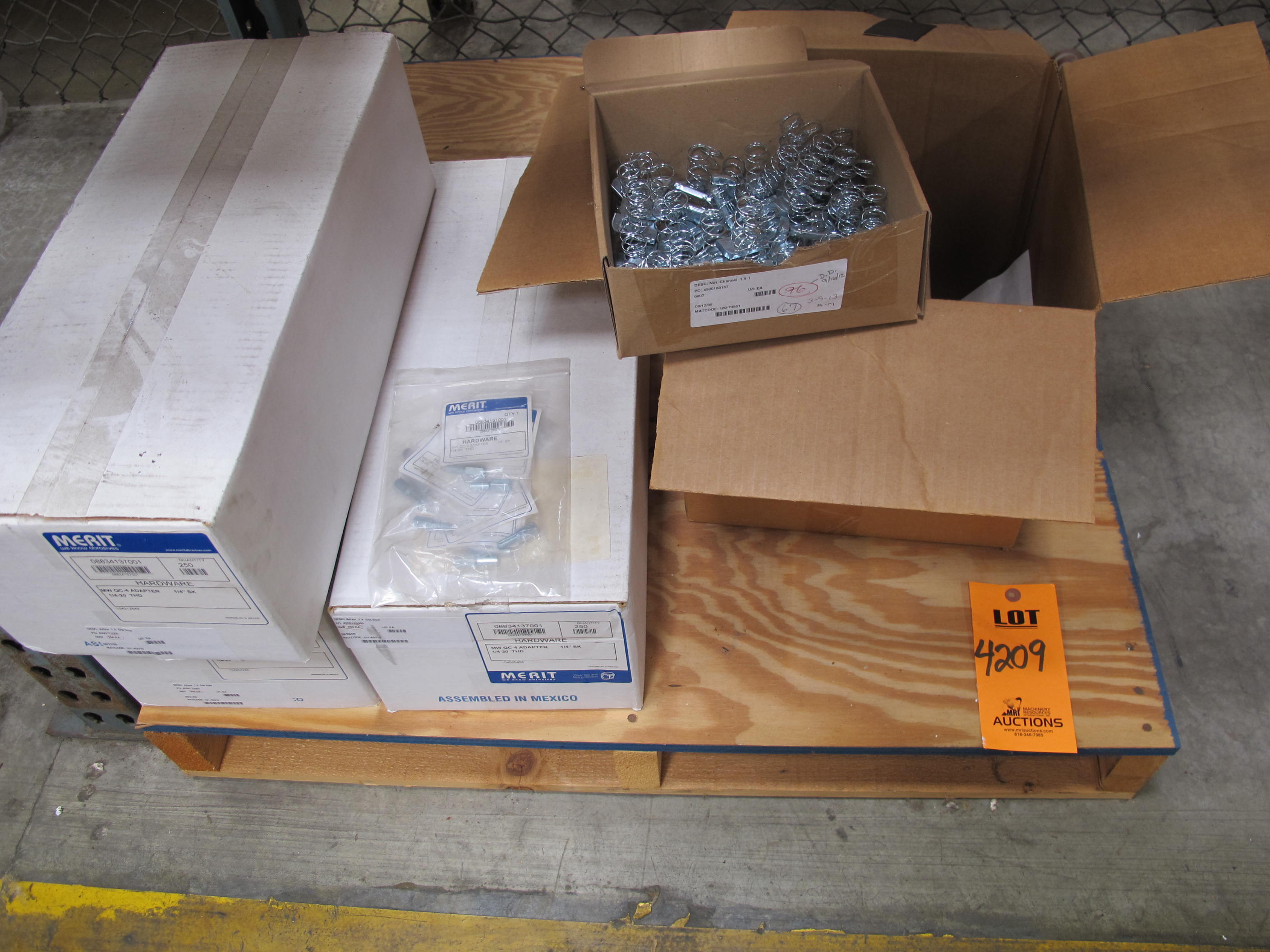 LOT TO INCLUDE: (750) MERIT MW-QC-4 ADAPTER, ARBORS, 1/4" DIA SIZE, FLAPPER WHEEL KIND, STL MATERIAL. 20 TPI, WITH 1/4" DIA SHANK, (267) MERIT CHANNEL NUTS. LOADING & HANDLING FEE $15-4209